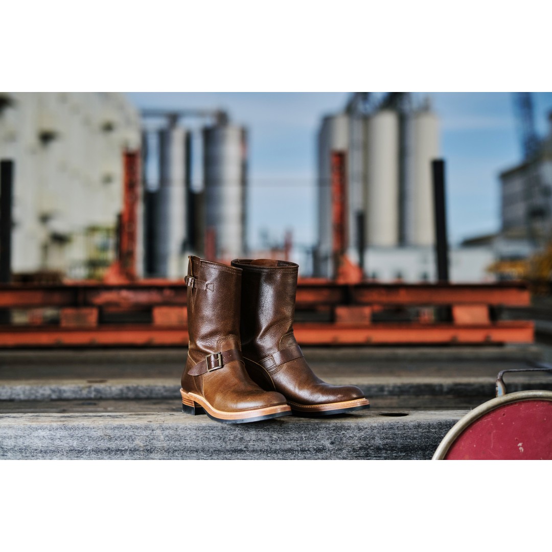 roughout engineer boots